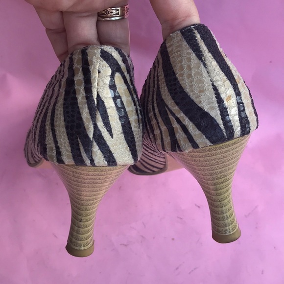 Vintage cream/brown Ifenrol snake skin shoes - Picture 9 of 12